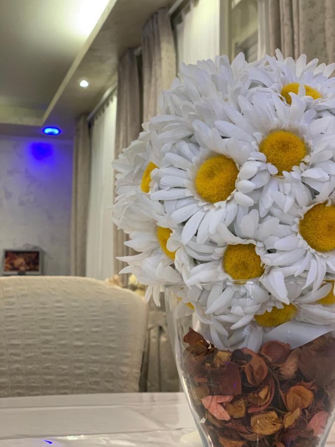 Hotel Neyra Beach Rimini Buitenkant foto